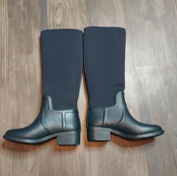 Tory Burch Rainboots - Picture 5 of 9
